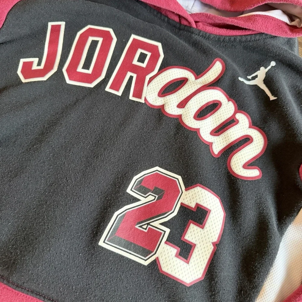 Air Jordan Basketball Jersey Hoodie Youth Large 12-13 READ